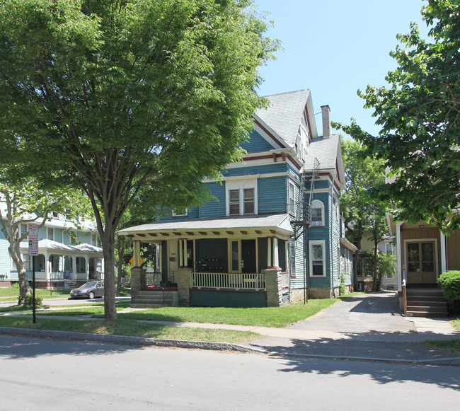 294 Meigs St in Rochester, NY - Building Photo - Building Photo