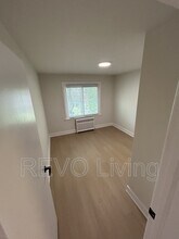 3 Water St in St Catharines, ON - Building Photo - Building Photo