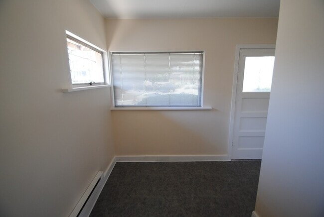 1726 Dexter Ave N in Seattle, WA - Building Photo - Building Photo