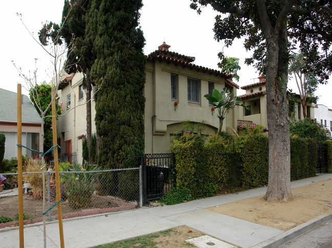 The Casa Rita in Los Angeles, CA - Building Photo - Building Photo