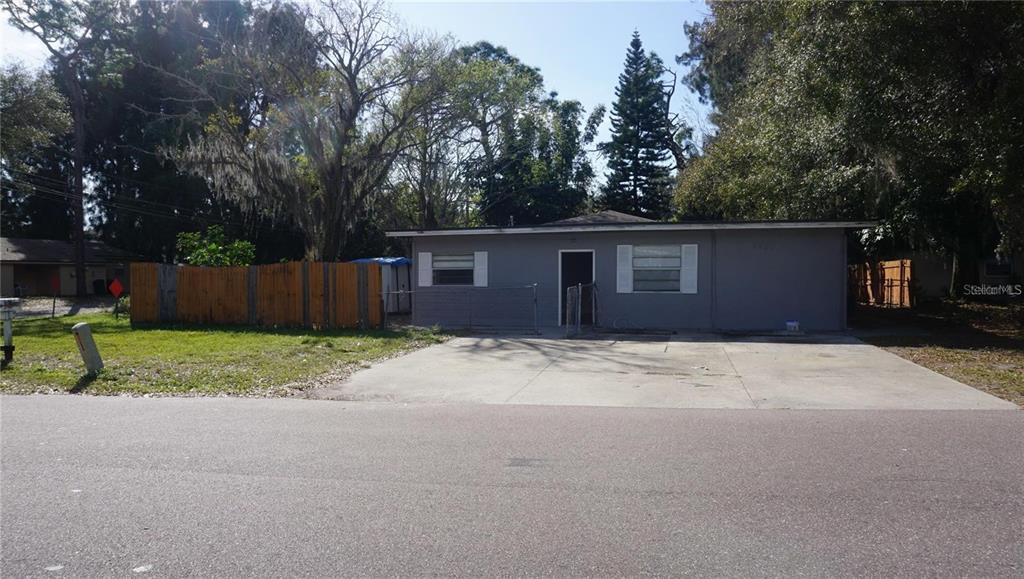 5401 Russell Ave in Clearwater, FL - Building Photo