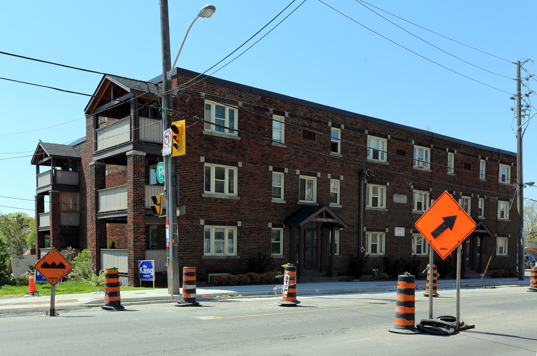 Boutique Apartments in Toronto, ON - Building Photo