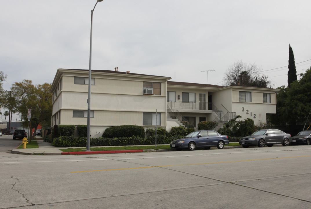 3212 La Cienega Ave in Los Angeles, CA - Building Photo