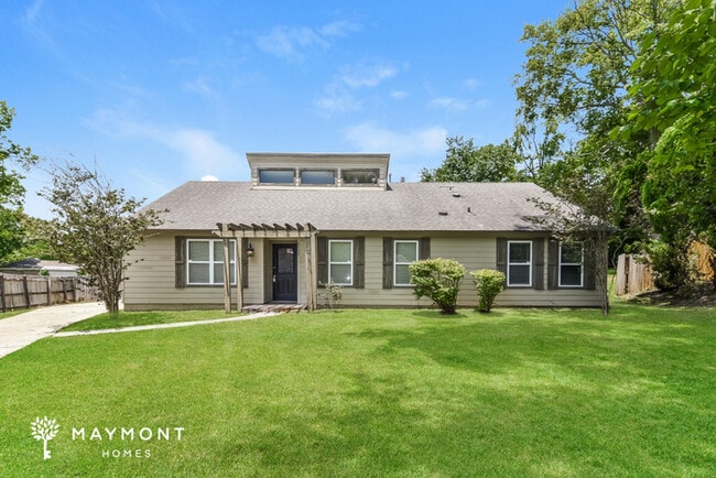6709 Woodglen Ct in Montgomery, AL - Foto de edificio - Building Photo