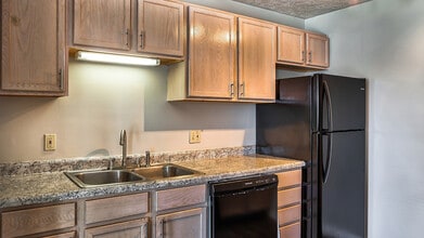 Cypress Square in Lafayette, IN - Building Photo - Building Photo