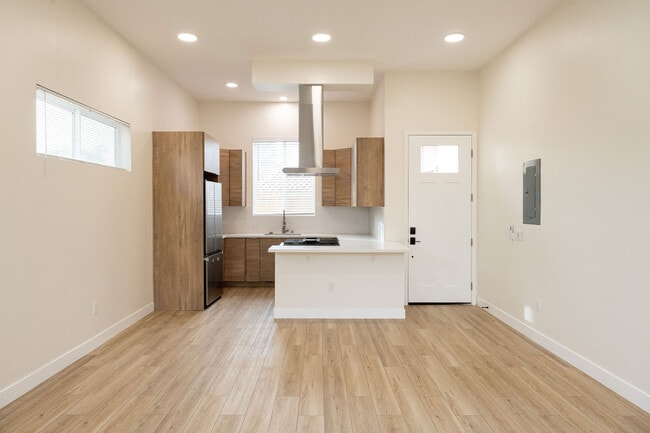 4772 Bancroft St, Unit One Bedroom in San Diego, CA - Building Photo - Building Photo
