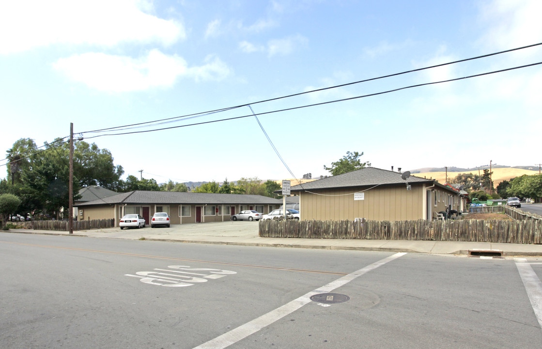 803 3rd St in San Juan Bautista, CA - Building Photo