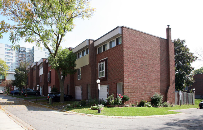 45-57 Sebastian Cabotway in Toronto, ON - Building Photo - Primary Photo