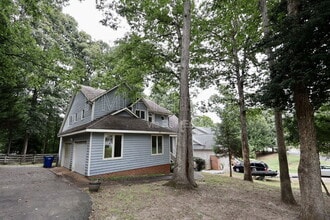 11418 Hardwood Dr in Midlothian, VA - Building Photo - Building Photo