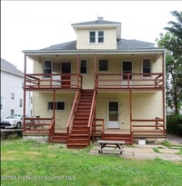 1311 Short Ave in Scranton, PA - Foto de edificio - Building Photo