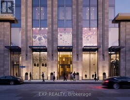 11 Yorkville Ave in Toronto, ON - Building Photo