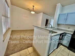 2312 Calendar Ct in Grand Prairie, TX - Building Photo - Building Photo