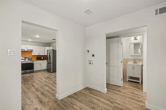 5318 Trentman St in Fort Worth, TX - Building Photo - Building Photo