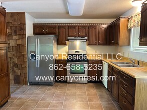 2494 Shenandoah Dr in Chattanooga, TN - Building Photo - Building Photo