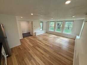 107 Parker St in Acton, MA - Building Photo - Building Photo