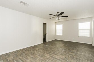 5373 Royal Birkdale Dr in Fort Worth, TX - Building Photo - Building Photo