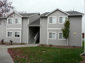 Dorian Lane Fourplex in Boise, ID - Foto de edificio - Building Photo