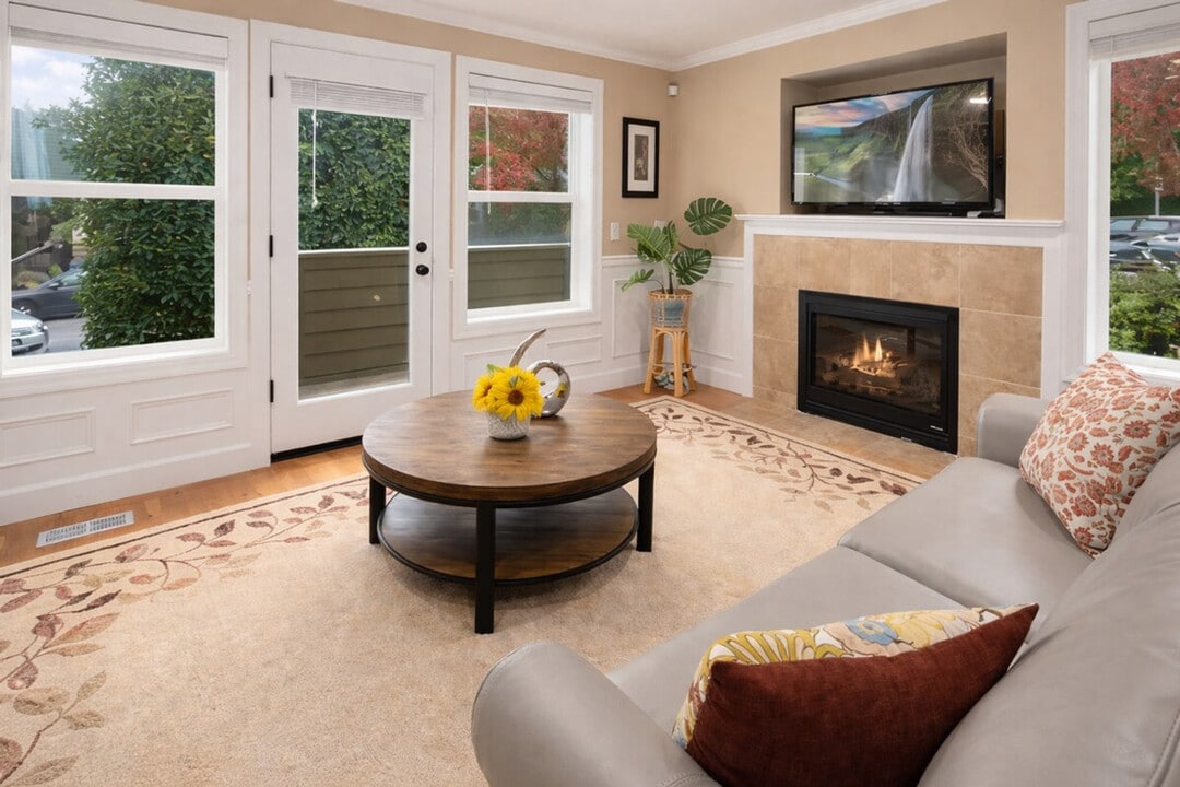 2717 E Yesler Wy, Unit SI ID1035856P in Seattle, WA - Foto de edificio