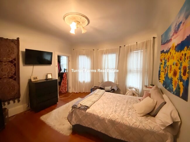 10 Sachem St, Unit 1 in Boston, MA - Building Photo - Building Photo