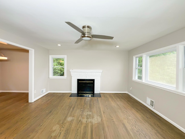 1206 Quo Ave in Capitol Heights, MD - Building Photo - Building Photo