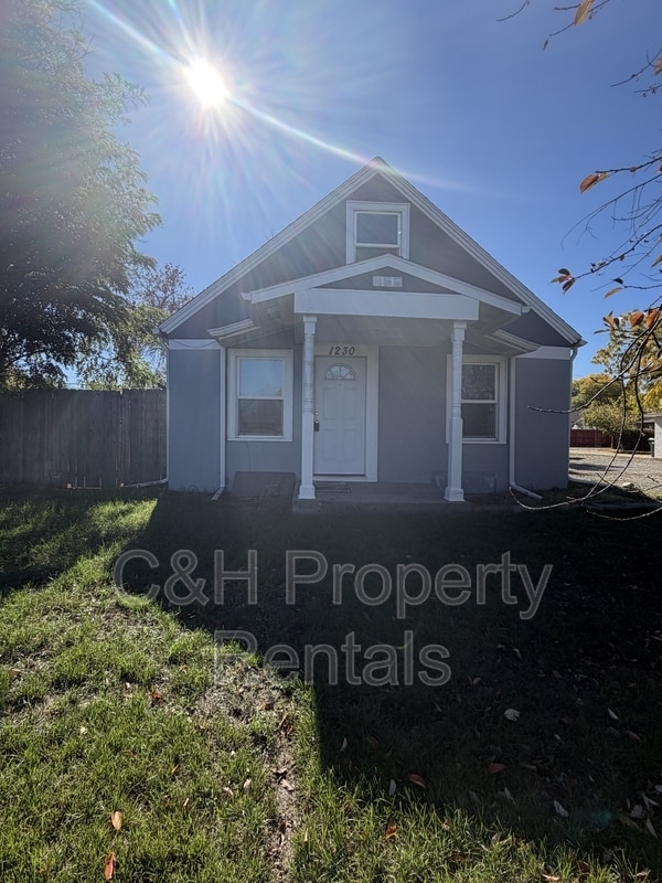 1230 Broadwater Ave in Billings, MT - Building Photo - Building Photo