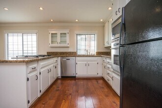 2435 Gary Cir in Carlsbad, CA - Building Photo - Building Photo