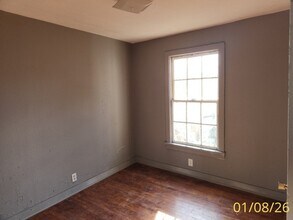 1331 Garland St in Pampa, TX - Foto de edificio - Building Photo