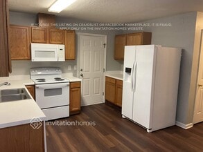 4301 Fawn Glen Dr in Raleigh, NC - Foto de edificio - Building Photo