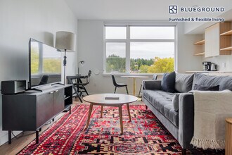 8709 161st Avenue Northeast in Redmond, WA - Building Photo - Building Photo