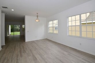 30741 Pumpkin Ridge Dr in Wesley Chapel, FL - Building Photo - Building Photo