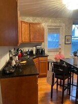 514 Park Dr, Unit 44 in Boston, MA - Building Photo