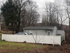 162 Turkeyfoot Rd in Lemont Furnace, PA - Building Photo - Building Photo