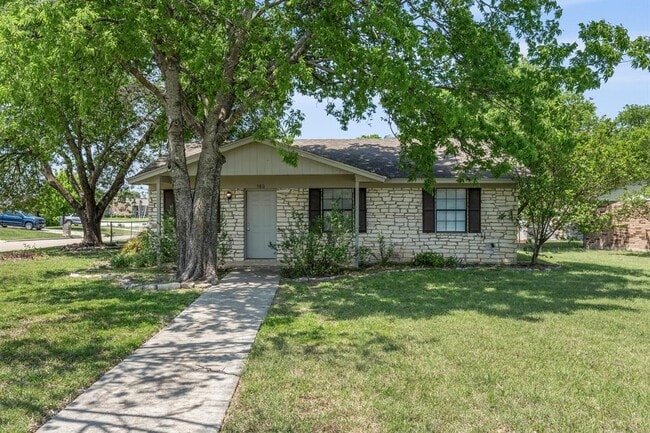 property at 580 Plaza Ct