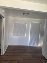 7622 Crescent Ave, Unit 6 in Buena Park, CA - Foto de edificio - Building Photo