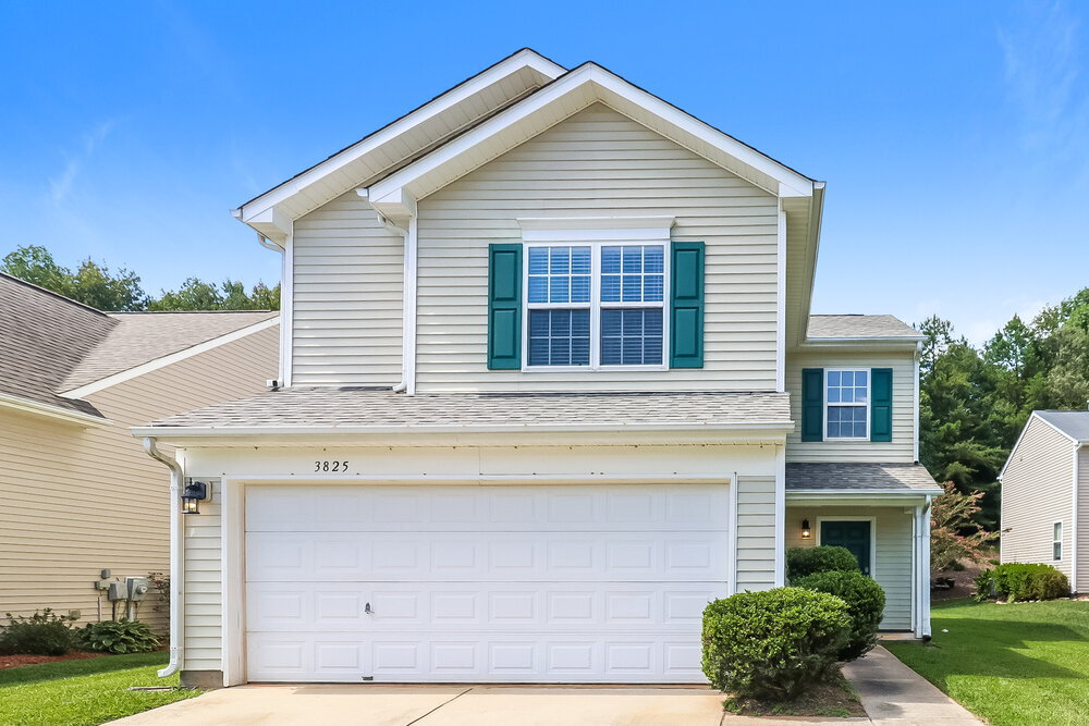 3825 Broadwater Ct in Gastonia, NC - Foto de edificio