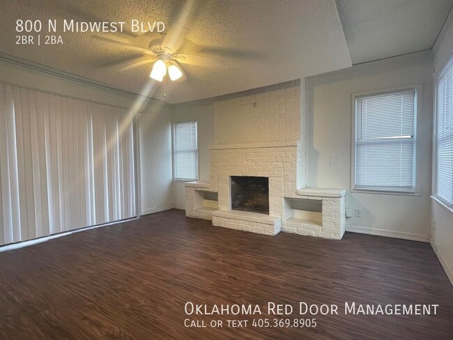 800 N Midwest Blvd in Midwest City, OK - Building Photo - Building Photo