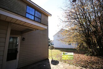 13 Pointer Ln in Greenville, SC - Foto de edificio - Building Photo