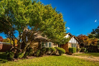 3205 Winchester Dr in Plano, TX - Building Photo - Building Photo