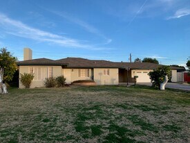 6727 N 13th Pl in Phoenix, AZ - Building Photo
