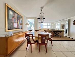 9341 E Bay Harbor Dr in Bay Harbor Islands, FL - Building Photo - Building Photo