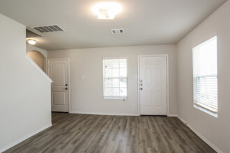 4826 Banyan Tree Trl in Spring, TX - Building Photo - Building Photo