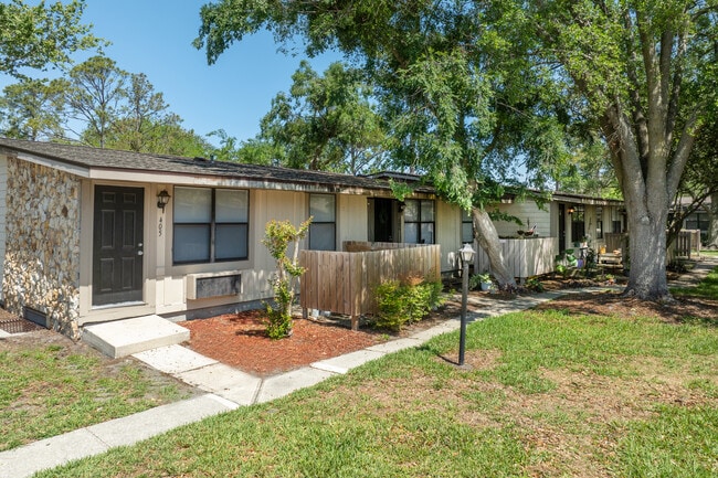 Heron Pointe in Jacksonville, FL - Foto de edificio - Building Photo