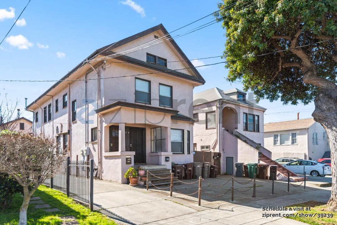 1043 45th St in Emeryville, CA - Building Photo
