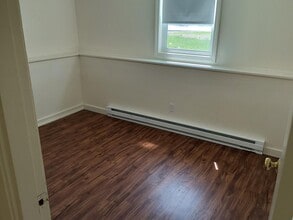 8 Renarl Ave in Pembroke, NH - Building Photo - Building Photo