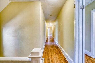 312 W Main St, Unit 3 in Turlock, CA - Foto de edificio - Building Photo