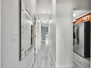 4182 S Pine Island Rd in Davie, FL - Building Photo - Building Photo