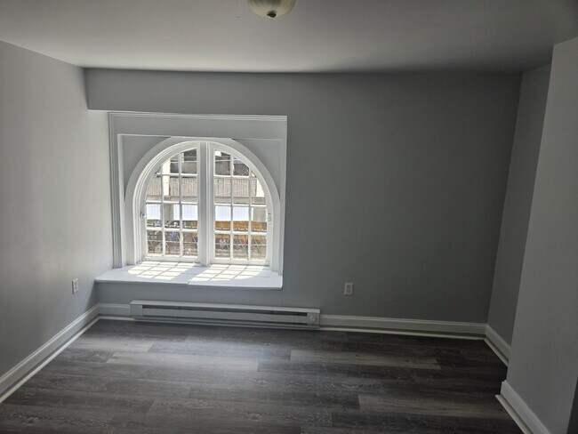 817 Linden St in Allentown, PA - Building Photo - Building Photo