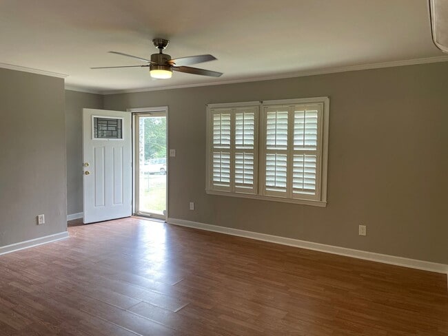 613 E Cardinal St in Siler City, NC - Building Photo - Building Photo