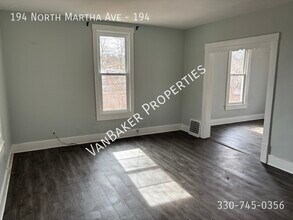 194 N Martha Ave in Akron, OH - Building Photo - Building Photo