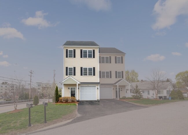 1 Sadler Ave in Shrewsbury, MA - Building Photo - Building Photo